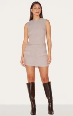 Prettylittlething Grey Woven Tailored Mini Skirt