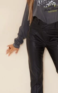 Prettylittlething Black Faux Leather V Front Straight Leg Pants 8 Prettylittlething Black Faux Leather V Front Straight Leg Pants -Pretty Little Thing Shop 4f2e2540a53a563d8a09d9014992d8238558409e cmt0001 4