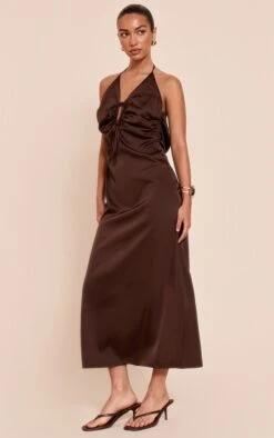 Prettylittlething Chocolate Satin Tie Front Maxi Dress 7 Prettylittlething Chocolate Satin Tie Front Maxi Dress -Pretty Little Thing Shop 50f7e8b4c4882eda15e6095fa7e619435346a9e4 CNN7681 3 chocolate satin tie front maxi dress