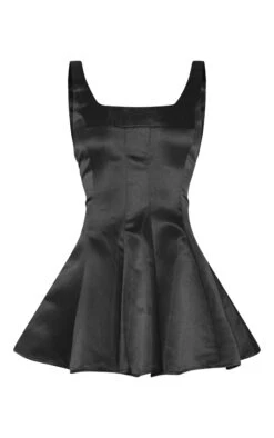 Prettylittlething Black Satin Square Neck Pleated Shift Dress -Pretty Little Thing Shop 510999a54601586fa62773652ae750edea3e5335 cnl9374 5