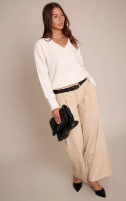 Prettylittlething Cream V Neck Knitted Sweater -Pretty Little Thing Shop 51f4e6f86dc367fff6a6712bb0f1ab0d28af992a CNN6378 3 cream v neck knitted jumper