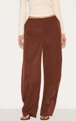 Prettylittlething Chocolate Woven Tailored Cocoon Leg Pants