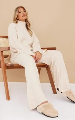 Prettylittlething Oatmeal Luxe Rib Knit Oversized Sweater -Pretty Little Thing Shop 558592f55961fce7ca7021875c3abd2d84d74871 cmz1689 3