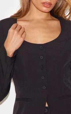 Prettylittlething Black Tailored Woven Button Up Blazer -Pretty Little Thing Shop 597a83756bbfccd5c4c3fe484964dbb56b2719e6 CNL9303 4 black tailored woven button up blazer