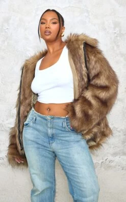 Prettylittlething Plus Dark Brown Faux Fur Oversized Coat