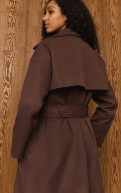 Prettylittlething Dark Chocolate Double Collar Tie Waist Trench Coat -Pretty Little Thing Shop 5ae54b909ac8a9c22c5ec68ff864569878e014ca CNN2522 2 dark chocolate double collar tie waist trench coat