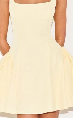 Prettylittlething Lemon Woven Square Neck Shift Dress -Pretty Little Thing Shop 5b8fe042d3d4b5ad9d36c6e6a5b0ff6a1ddbca45 CNL9680 4 lemon woven square neck shift dress