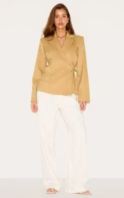 Prettylittlething Sand Tie Side Blazer 7 Prettylittlething Sand Tie Side Blazer -Pretty Little Thing Shop 5cddbc69331ae37521fb752f55e366ba57aabd2c CNM4158 3 taupe super boxy tie side blazer