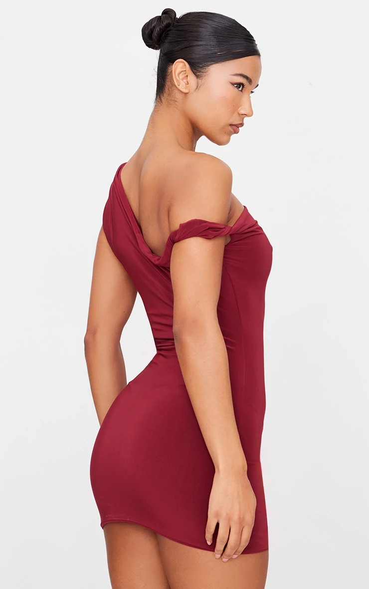 Prettylittlething Burgundy Double Layer Slinky Twist Bodycon Dress 2 Prettylittlething Burgundy Double Layer Slinky Twist Bodycon Dress - Image 2