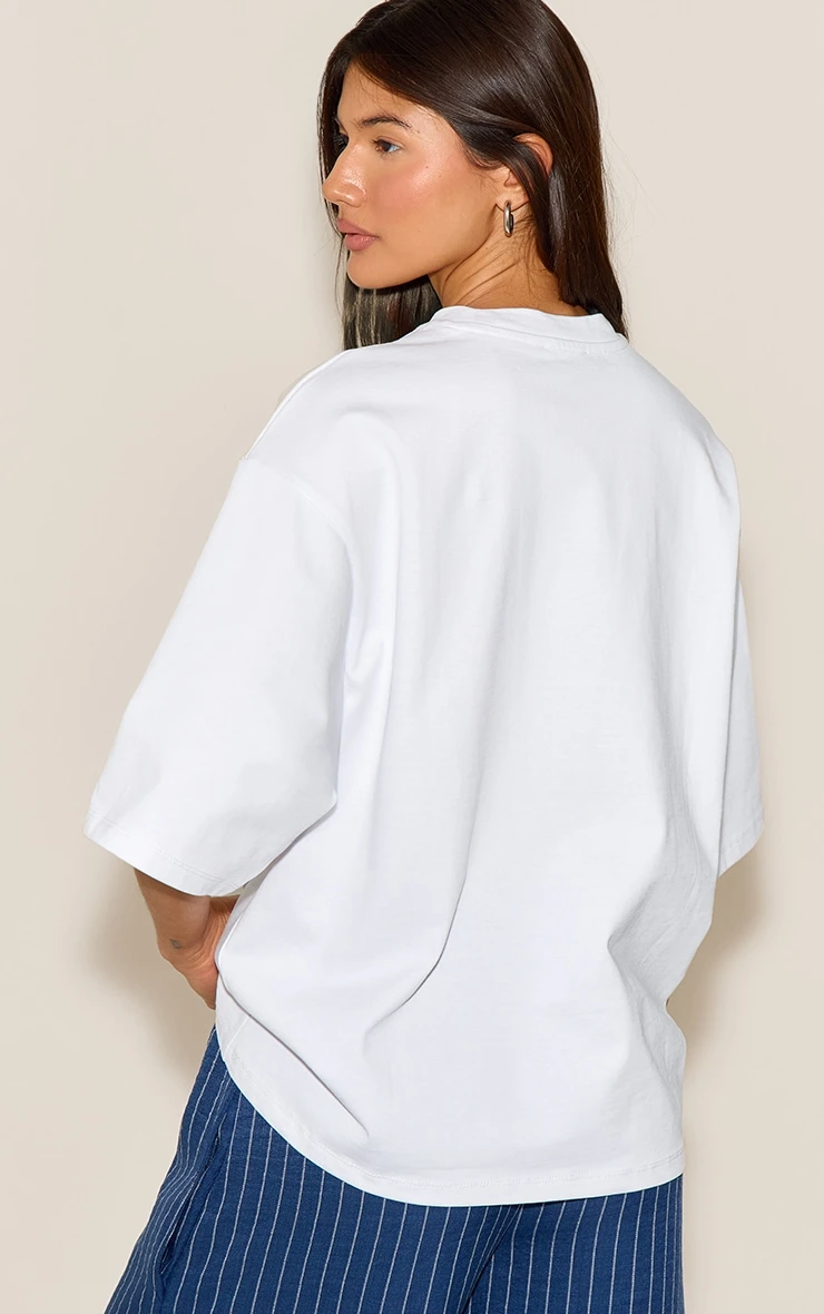 Prettylittlething White Oversized Boxy T Shirt 2 Prettylittlething White Oversized Boxy T Shirt - Image 2