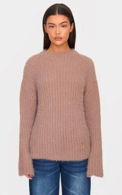 Prettylittlething Chocolate Eyelash Knit Super Oversized Sweater
