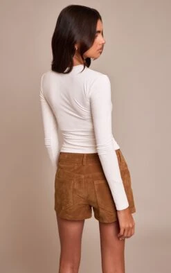 Tan Suede Tailored Shorts -Pretty Little Thing Shop 6e3c1ff3357a268242ff48ce12eb2fa4d032ab94 CNO2236 3 tan suede tailored shorts