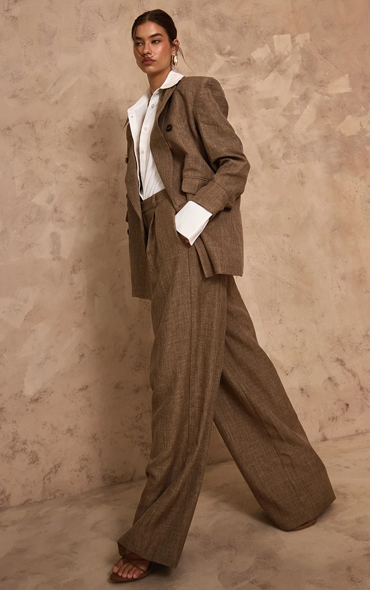 Prettylittlething PLT Label Chocolate Brown Textured Double Breasted Blazer 3 Prettylittlething PLT Label Chocolate Brown Textured Double Breasted Blazer - Image 3