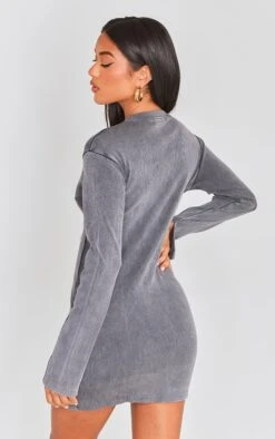 Prettylittlething Charcoal Ribbed Exposed Seam Long Sleeve Bodycon Dress -Pretty Little Thing Shop 719f675a8062b51eff5122725b8d9eb3d8c957b0 cng5773 2