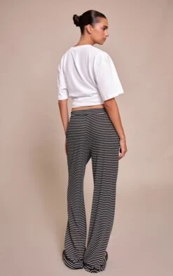 Prettylittlething Black Boyfriend Style Wide Leg Stripe Pants -Pretty Little Thing Shop 74e33ee9e1e5801142aac28a20410bb7963f6cf4 cno5896 3 black boyfriend style wide leg trouser