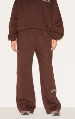 Prettylittlething Chocolate Studio Archives Embroidered Thin Waistband Drop Crotch Sweatpants -Pretty Little Thing Shop 76056dcce57ee53ebb118fc4fb539908bfe0f337 CNM4805 2 chocolate studio archives embroidered thin waistband drop crotch joggers