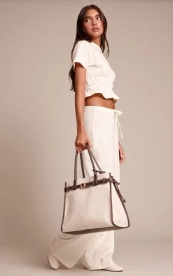 Prettylittlething Cream Cotton Ruched Detail Top 7 Prettylittlething Cream Cotton Ruched Detail Top -Pretty Little Thing Shop 7685f57fef76cb56208bb430572d3bdc08bf5412 CNO4479 3 cream cotton ruched detail top