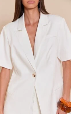 Prettylittlething White Shortsleeve Boxy Single Breasted Blazer -Pretty Little Thing Shop 7873e6033f9945debd63072bf9cfcb2dfc069a18 CNM5293 4 white shortsleeve boxy single breasted blazer