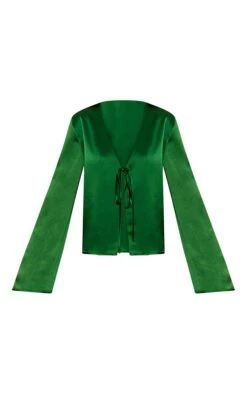 Prettylittlething Green Satin Tie Front Boxy Shirt 9 Prettylittlething Green Satin Tie Front Boxy Shirt -Pretty Little Thing Shop 78ecc59508de1d38f035aa2682df6af1763aa744 CNN8093 5 green satin tie front boxy shirt