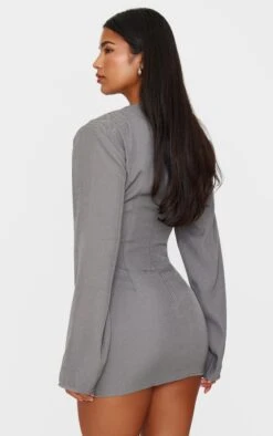 Prettylittlething Grey Woven Batwing Bodycon Dress -Pretty Little Thing Shop 79da18ce467c28456fa02ad69d6917a3fa90e6ba cnk1009 2