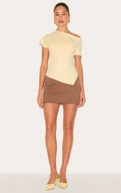 Prettylittlething Butter Yellow Cotton Off Shoulder Drape Longline Top -Pretty Little Thing Shop 7aa1a5da7c3d1124d96a26e3137c9f04312bcc72 CNM8385 3 butter yellow cotton off shoulder drape longline top