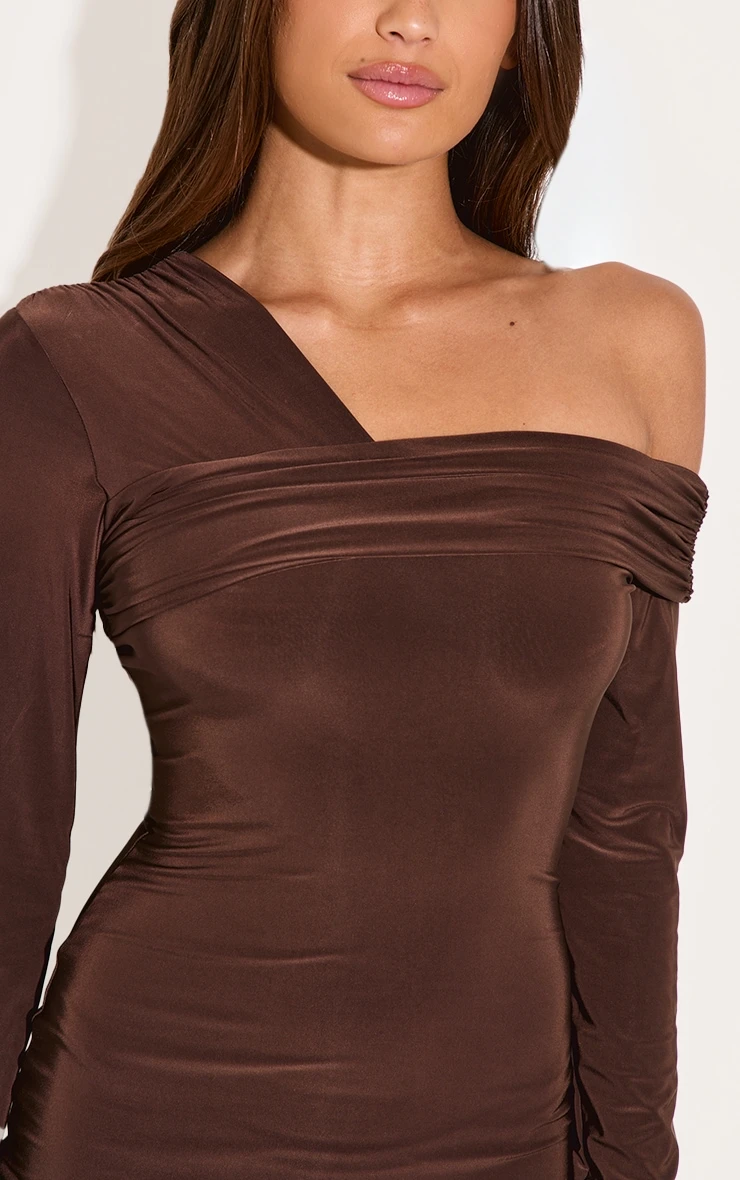 Prettylittlething Dark Chocolate Double Layer Slinky Off Shoulder Mini Dress - Image 4