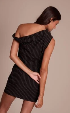 Prettylittlething Black Pinstripe Asymmetric Bodycon Dress -Pretty Little Thing Shop 7b94024a0a7d33d96c99b0eb97422bad87b1ffa2 CNO3555 2 black pinstripe asymmetric bodycon dress