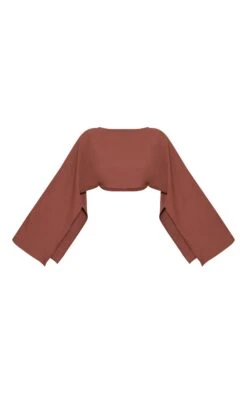 Dark Brown Floaty Woven Slash Neck Long Sleeve Top 9 Dark Brown Floaty Woven Slash Neck Long Sleeve Top -Pretty Little Thing Shop 7caefdbe491515a58efe350ee786d3c09c418391 CNO1846 5 dark brown floaty woven slash neck long sleeve top