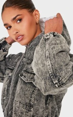 Prettylittlething Washed Grey Faux Fur Lined Hood Cropped Denim Jacket -Pretty Little Thing Shop 7e2cfc409c4170e7f06e8fc5803e62eac2e16396 cnk3769 4