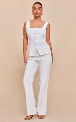 Prettylittlething White Mid Waist Straight Leg Jeans