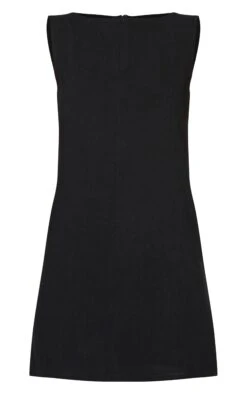 Prettylittlething Black Textured Boat Neck Boxy Shift Dress -Pretty Little Thing Shop 816951c24ae95f8b2fd7b2a92e861588989c9122 CNN3121 5 black textured boat neck boxy shift dress