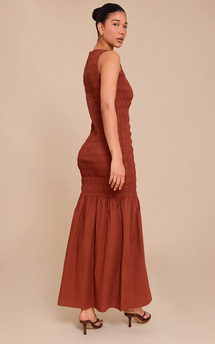 Prettylittlething Chestnut Shirred Detail Drop Waist Maxi Dress 2 Prettylittlething Chestnut Shirred Detail Drop Waist Maxi Dress - Image 2