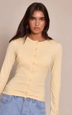 Prettylittlething Butter Cream Button Through Fine Knit Cardigan -Pretty Little Thing Shop 8349067fcef9fb753e3ce7e27e48da32807e14a7 CNN6351 4 butter cream button through fine knit cardigan