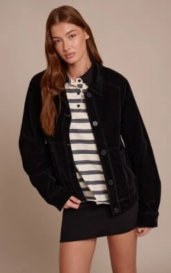 Prettylittlething Black Oversized Faux Suede Jacket