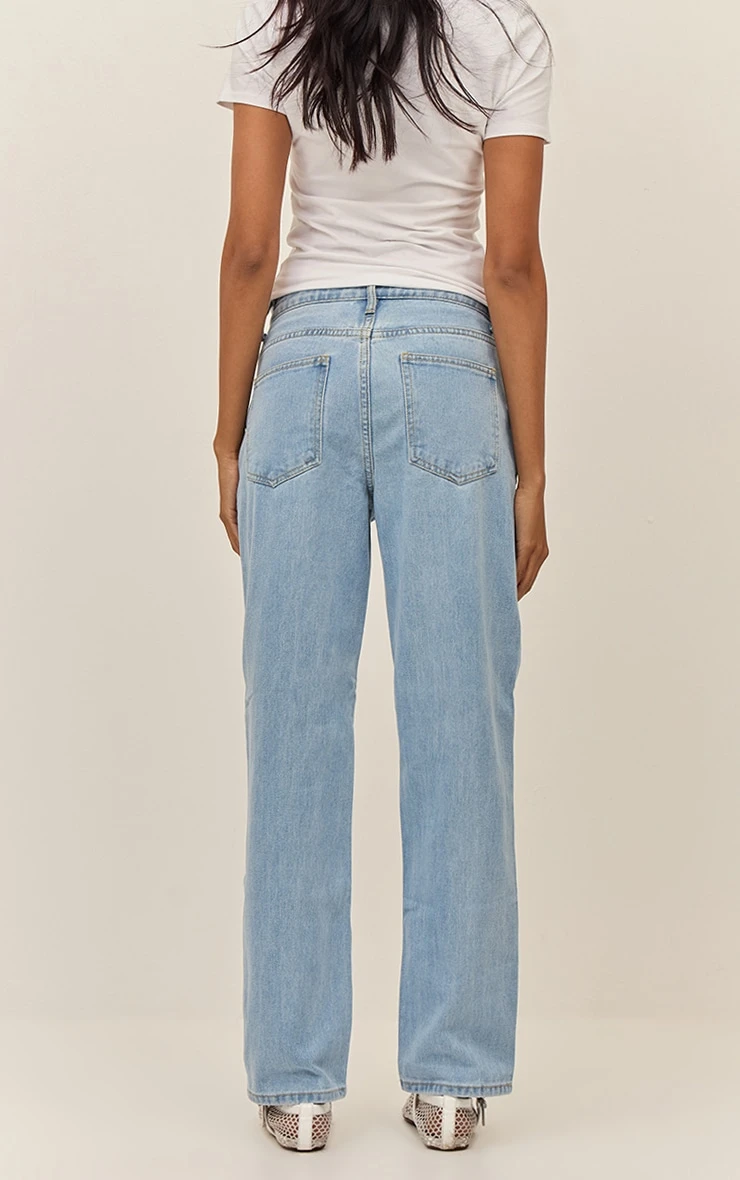 PRETTYLITTLETHING Light Blue Wash High Waist Straight Leg Jeans 3 PRETTYLITTLETHING Light Blue Wash High Waist Straight Leg Jeans - Image 3