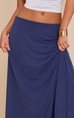 Prettylittlething Navy Double Layer Chiffon Floaty Midaxi Skirt -Pretty Little Thing Shop 86af679aeb5485b2e7aca70e74d1e159f457a762 CNN0032 4 navy double layer chiffon floaty midaxi skirt