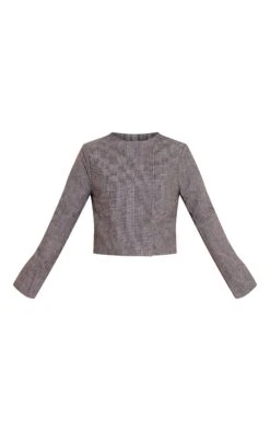 Grey Dogtooth Print Cropped Jacket 9 Grey Dogtooth Print Cropped Jacket -Pretty Little Thing Shop 86b88010570bfdda101d5302bac3666e4d5765bc CNO2305 5 grey dogtooth print cropped jacket