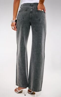 Prettylittlething Washed Grey Diamante Front Straight Leg Jeans -Pretty Little Thing Shop 8723380dd0392833e162fc5490c7ee00704fbf93 cnk1587 3