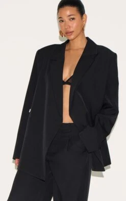 Prettylittlething Black Tailored Woven Blazer