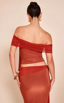 Prettylittlething Burnt Orange Double Slinky Knotted Bardot Top -Pretty Little Thing Shop 876f51724a08fd71c42c8c74fd4a84b1d35cc6b0 CNN4187 2 burnt orange double slinky knotted bardot top