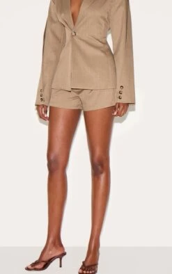Prettylittlething Light Brown Tailored Woven Shorts -Pretty Little Thing Shop 8a1ee44aa58829b7a4a6e6ef8838111b423db4ec CNL9294 2 light brown tailored woven shorts