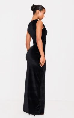 Black Velvet Boat Neck Maxi Dress -Pretty Little Thing Shop 8b73d42cbd8b2ca8d88e82ea375099e7781ac170 cnl0984 2