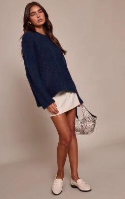 Navy Rib Detail Oversized Sweater -Pretty Little Thing Shop 8c254c70815b4d174111be64ac3e4b8a64e5f8b1 CNN9667 3 navy rib detail oversized jumper