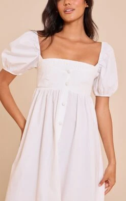 Prettylittlething White Cotton Button Down Smock Dress -Pretty Little Thing Shop 8d43748d9af3be76e135fd3d405fe7bad5530fe9 CNH8071 4 white cotton button down smock dress