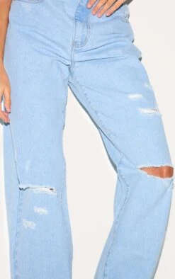 Prettylittlething Light Blue Wash Distressed Style Boyfriend Jeans -Pretty Little Thing Shop 8d71a34b58b75f7e901faa8715b8a266d820c27b CNL6886 4 light blue wash distressed style boyfriend jeans