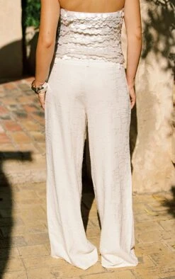 Prettylittlething White Textured Tie Detail Wide Leg Pants -Pretty Little Thing Shop 8f05524be7cb72ce3ffa8208a38866c028b0c431 CNN3286 3 white textured tie detail wide leg trousers