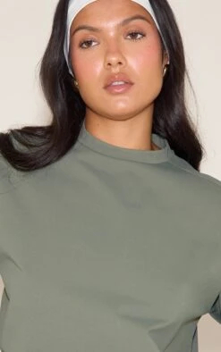 Prettylittlething Khaki Interlock Crew Neck T-shirt -Pretty Little Thing Shop 924ae5109495bd27d611ccd295e3c7e4391f8171 CNN7574 4 khaki interlock crew neck t shirt