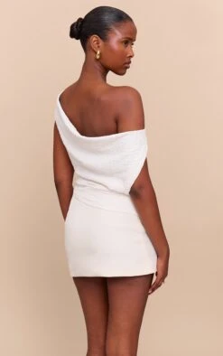 Prettylittlething Cream Textured Slouchy Dip Hem Off Shoulder Top 6 Prettylittlething Cream Textured Slouchy Dip Hem Off Shoulder Top -Pretty Little Thing Shop 93077566981ab717b5b18aa2f49a16ac269f0481 CNN0194 2 cream textured slouchy dip hem off shoulder top