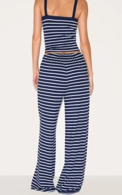 Prettylittlething Navy Striped Wide Leg Pants -Pretty Little Thing Shop 93afd782ba2e9e160e6c71ddfa603db688a4dbf9 CNM7380 3 navy striped wide leg trousers