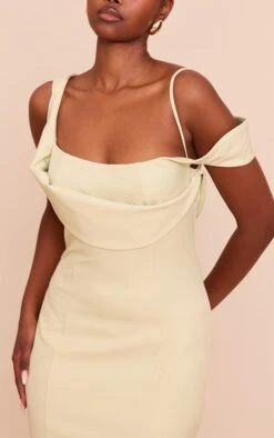 Prettylittlething Sage Woven Square Neck Maxi Dress -Pretty Little Thing Shop 97062f541497371293cde8a9bfa3cf6ea9c55a70 CNN3773 4 sage woven square neck maxi dress